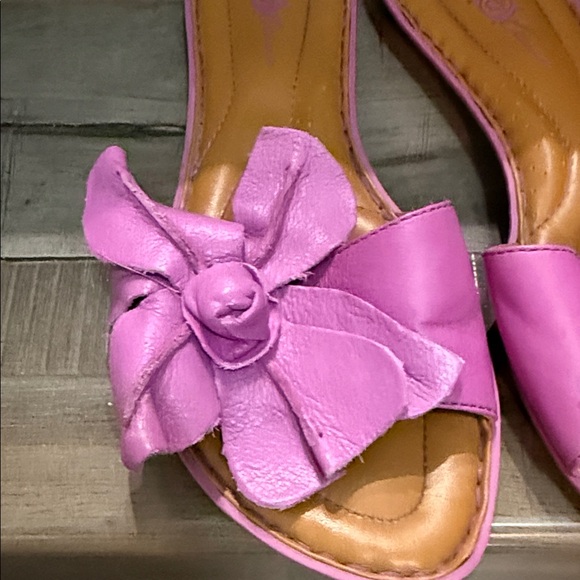 Born Purple Leather Bow Sandals - Picture 3 of 3